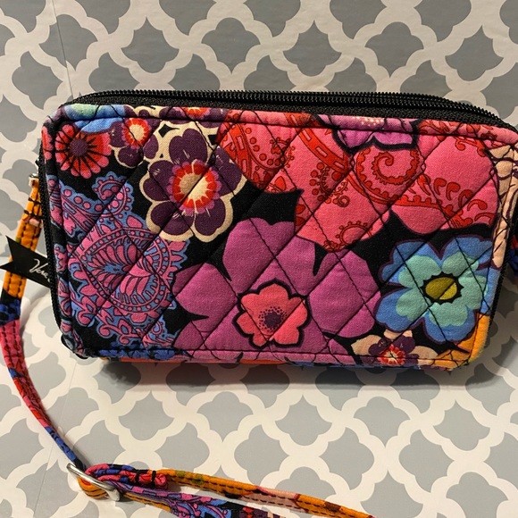 Vera bradley crossbody - Picture 7 of 10